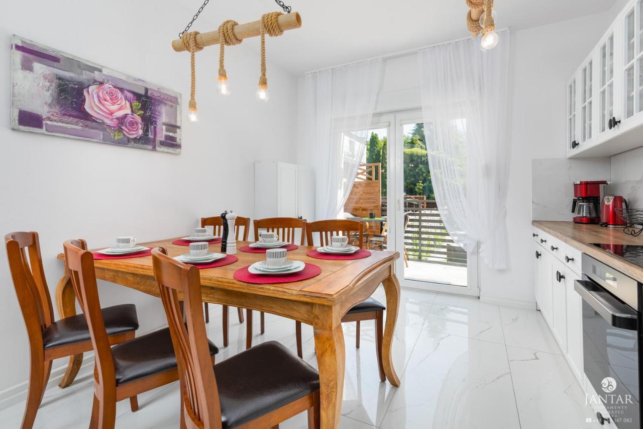 Jantar Apartamenty Sobieskiego Kolobrzeg Exterior photo
